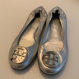 Tory Burch silver metallic ballet flat